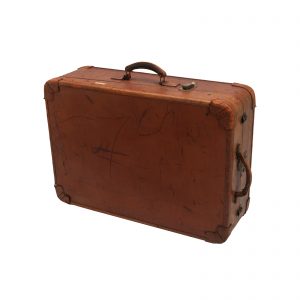 R40342-00-Vintage-Fifth-Ave-Luggage
