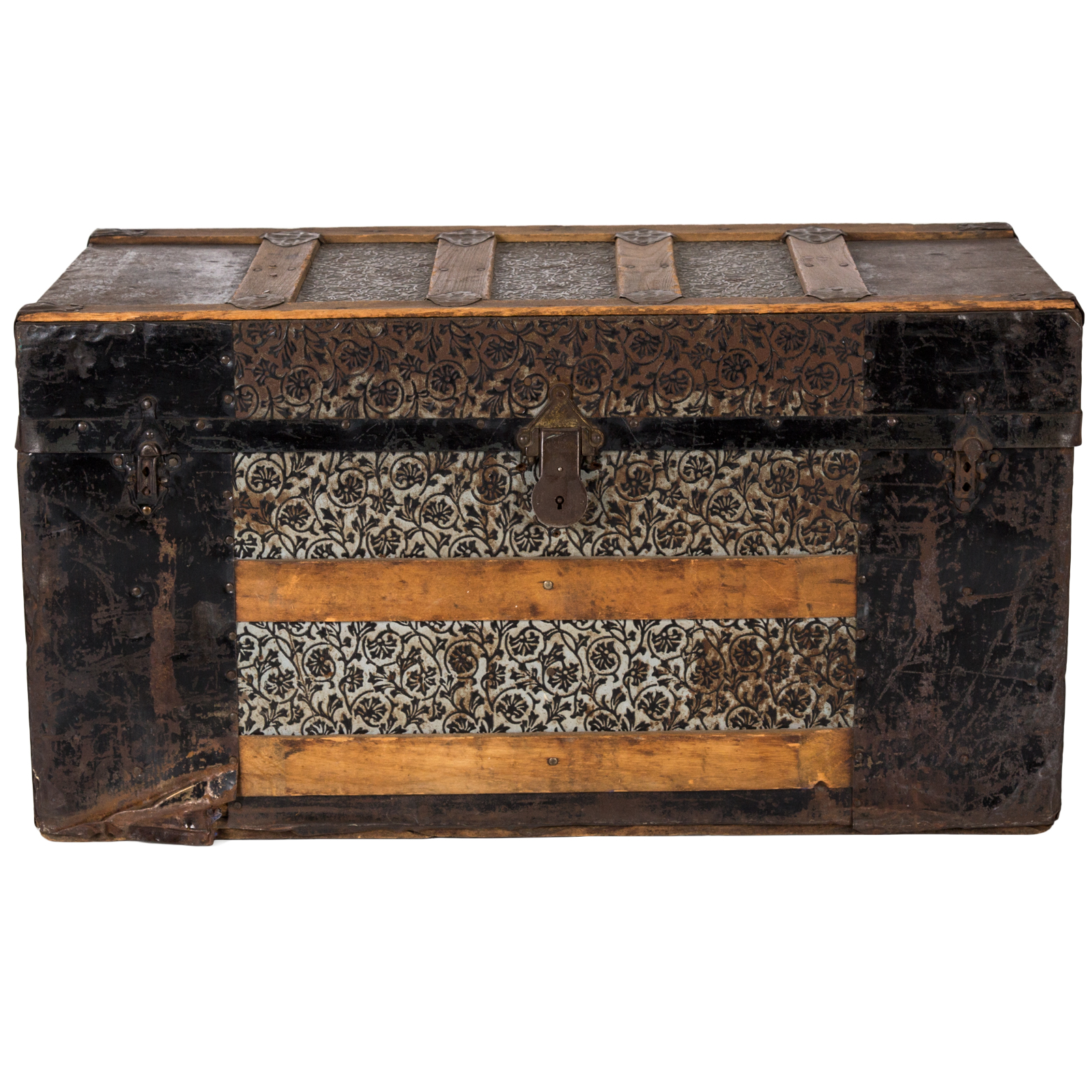 Steamer Trunk (4) Coffee Table - FormDecor
